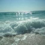 Waves rolling in on Shell Island